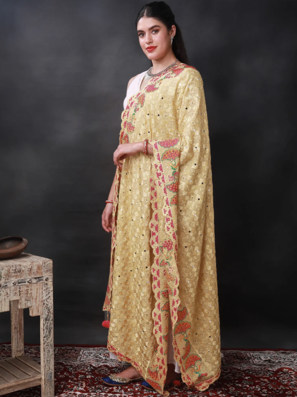 Phulkari Punjabi Dupatta with Peacock Embroidery - Image 4
